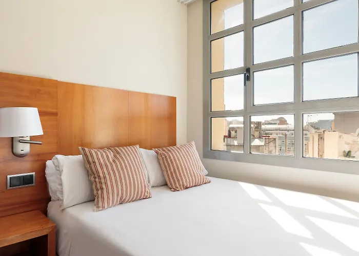 Hotel Aranea 3*
