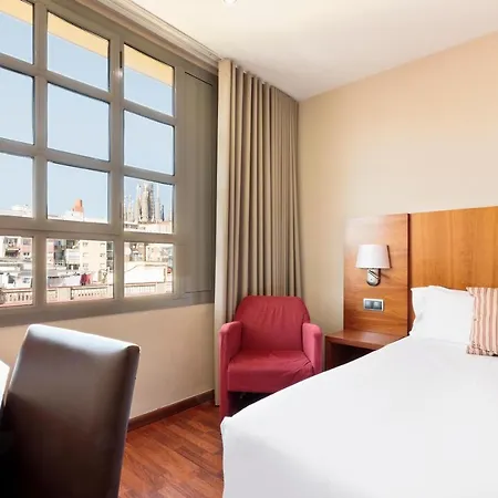 Aranea Hotel 3*
