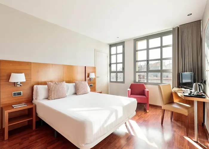 Aranea Hotel 3*