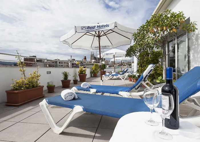 Aranea Hotel 3*