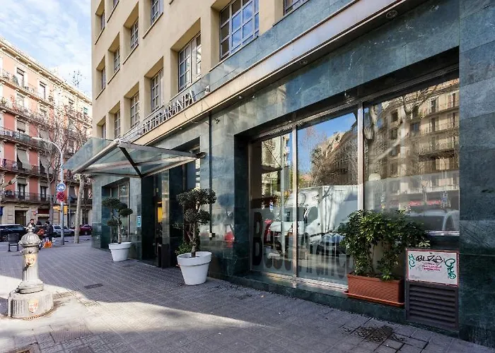 Hotel Aranea 3*
